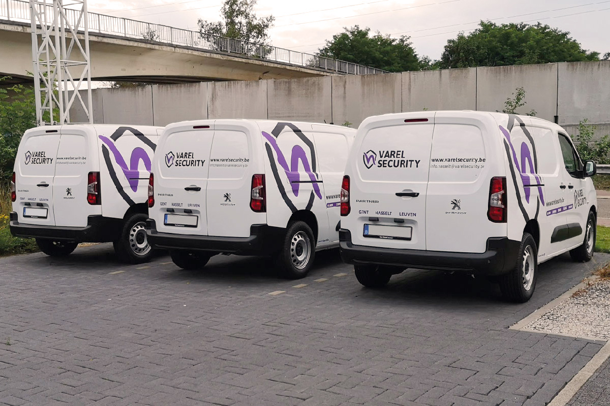 Camionette bestelwagen bestickeren | Varel Security