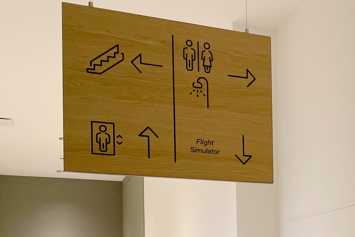 Hangende signalisatie | General Aviation Terminal GAT Liège