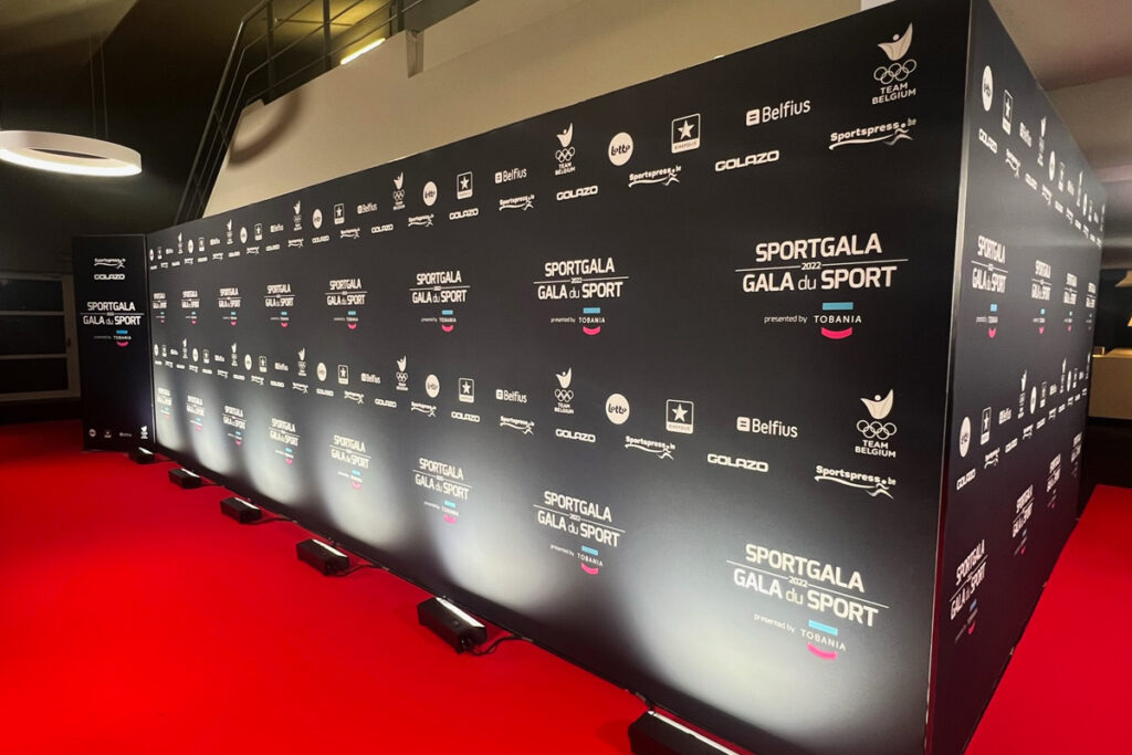 Perswand | Photowall męt logo's | Sportgala