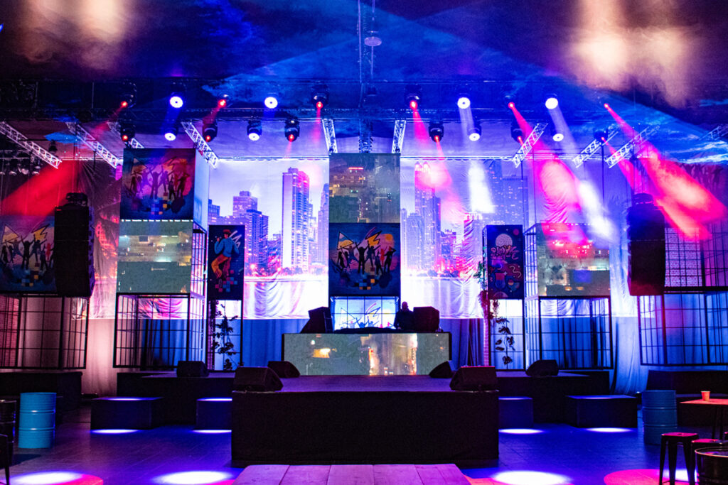 Stagebanners | Stage banners bedrukken | PWC xmas party