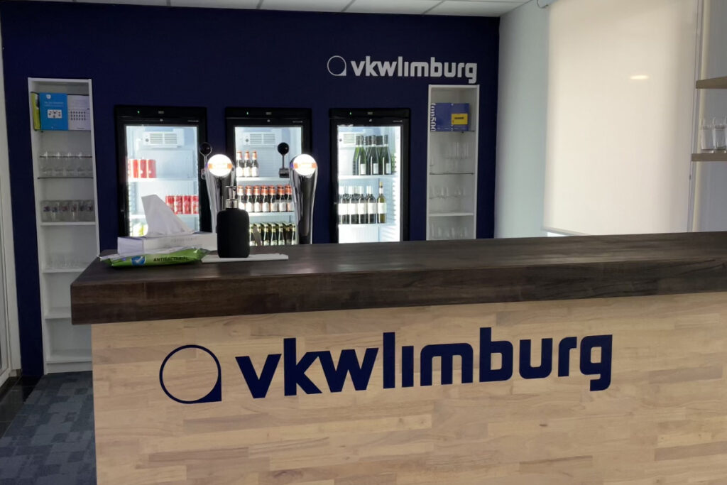 Wanddecoratie klopframe | Peesdoek interieur | VKW Limburg
